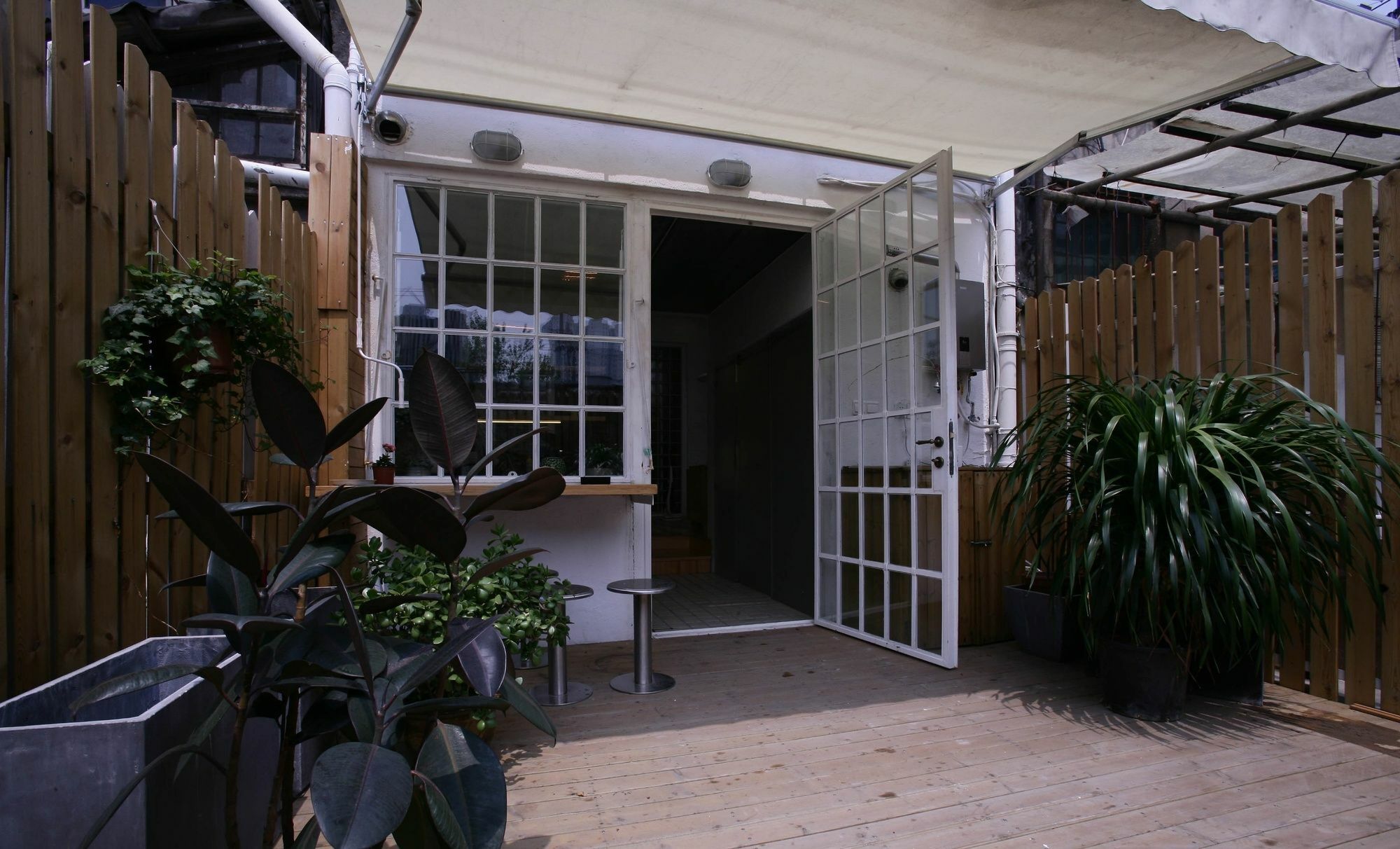 Wonderland French Concession - Xintiandi *